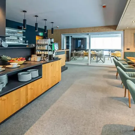 Stunning In With Sauna, Wifi And 2 Bedrooms Apartamento
